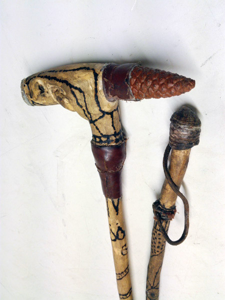 baston rustico pin_a concha piel madera alt 105-115 1u